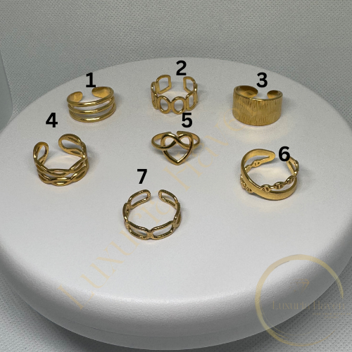 WOMEN STAINLESS STEEL GOLD RINGS